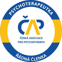 Řádná členka České asociace pro psychoterapii